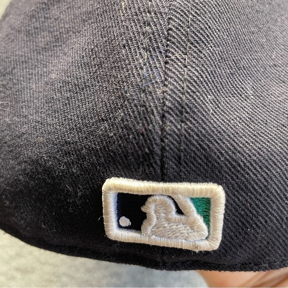 Seattle Mariners Hat Men's‎ 7 Fitted New Era 59 Fifty Cap,Emboridered,Black,Blue - Picture 4 of 9